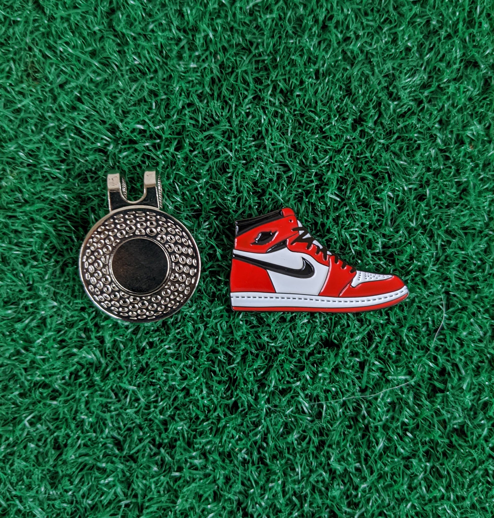 Chicago AJ1 Inspired Golf Ball Marker | AJ1 Chicago | Golf Accessory | Boyfriend Husband Bachelor Party Groomsmen Golf Gifts